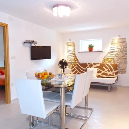 Apartamento Dino Edi *